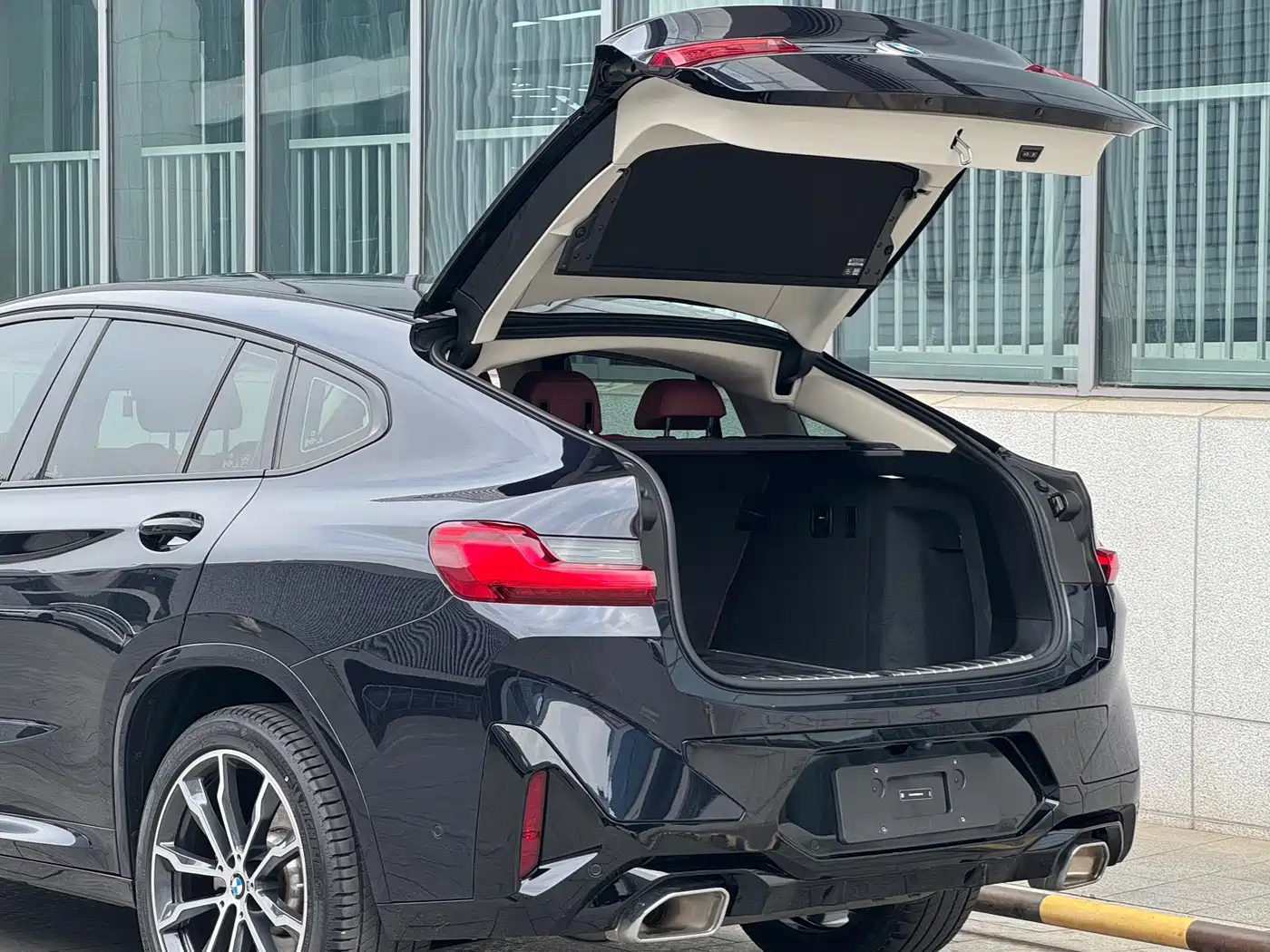 BMW X4 2022 xDrive 30i M Sport Package фото 10