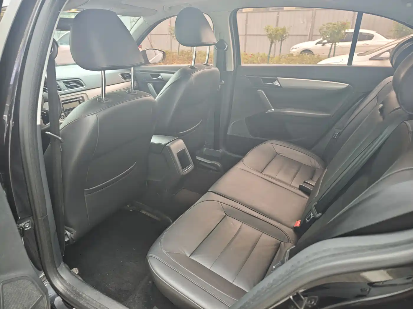 Volkswagen Lavida 2013 Facelift Classic 1.6L Automatic Comfort фото 8