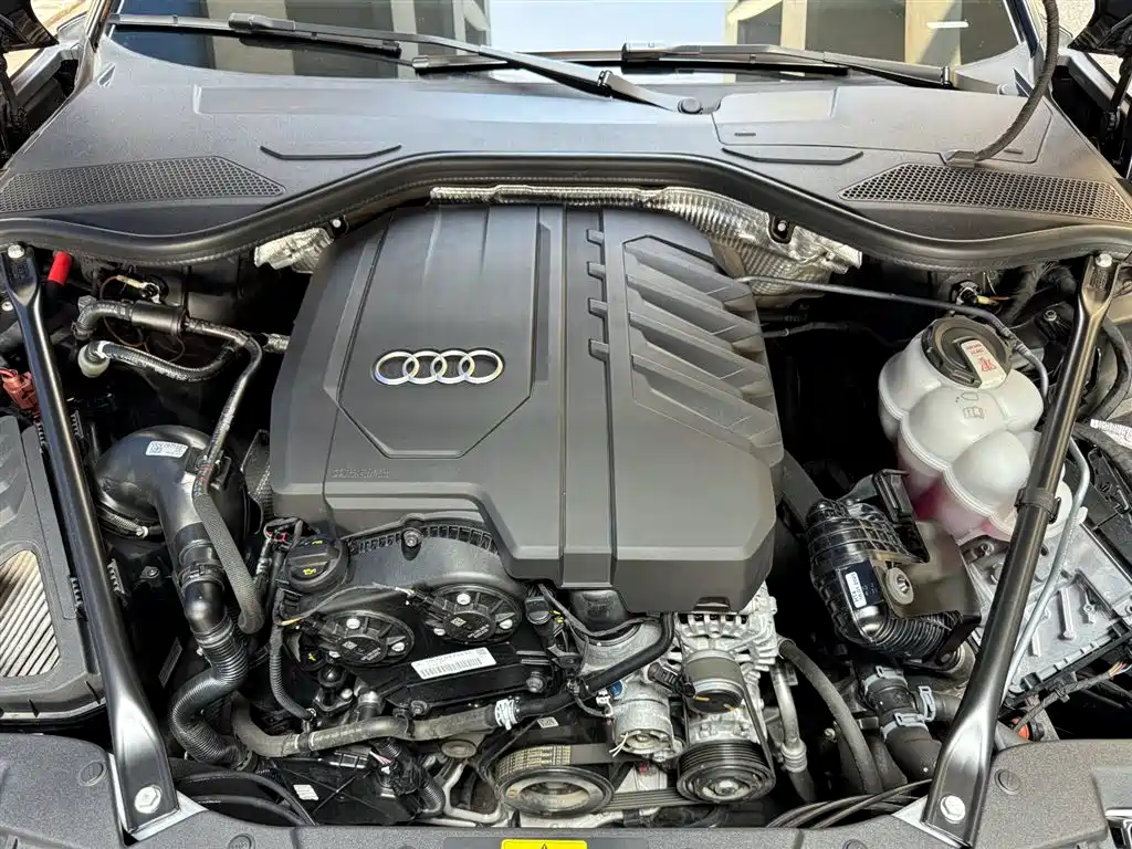 Audi A8 2025 A8L 45 TFSI quattro Luxury фото 7