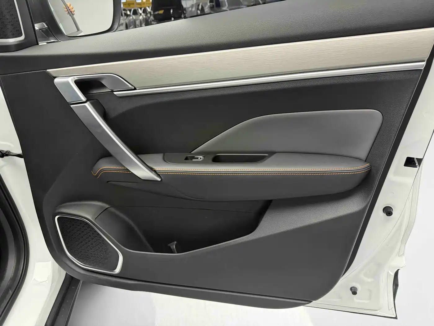 GEELY AUTOMOBILE BINYUE