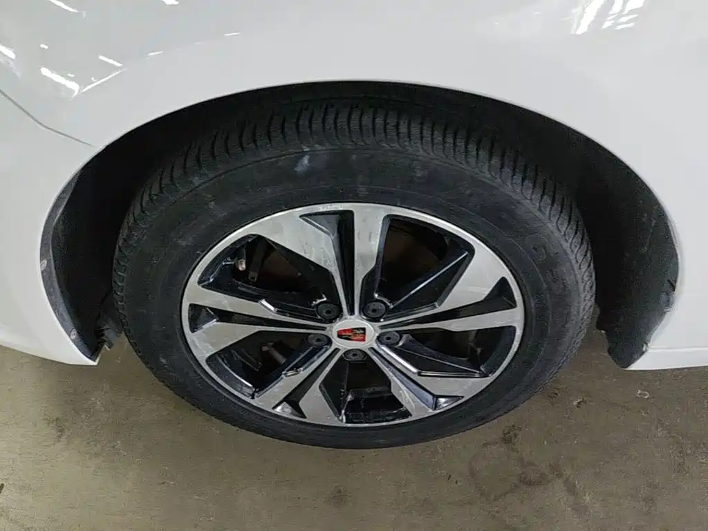 Roewe 360 2017 2017 1.5L Auto Smart Screen Edition