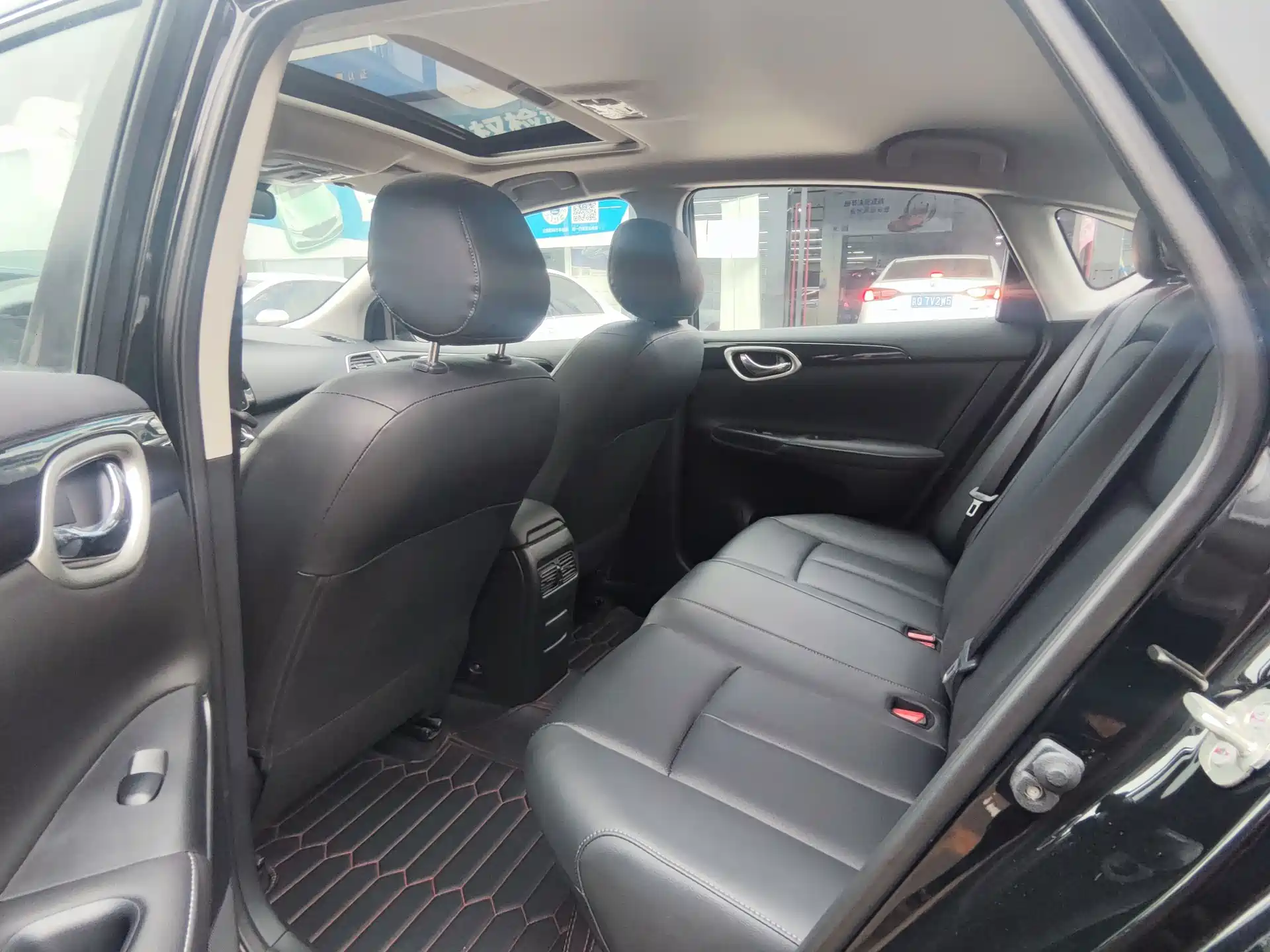 Photo 10 - Nissan Sylphy