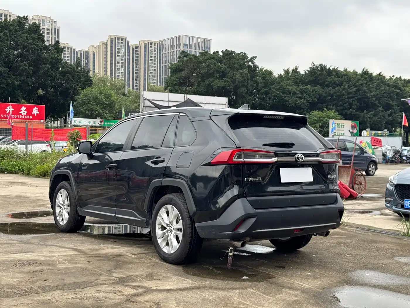 Toyota Wildlander 2022 2.0L CVT FWD Leading Edition фото 15