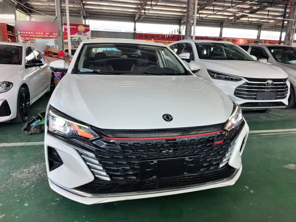 Dongfeng Aeolus Yixuan MAX 2022 2021 1.5T Super Dad Edition