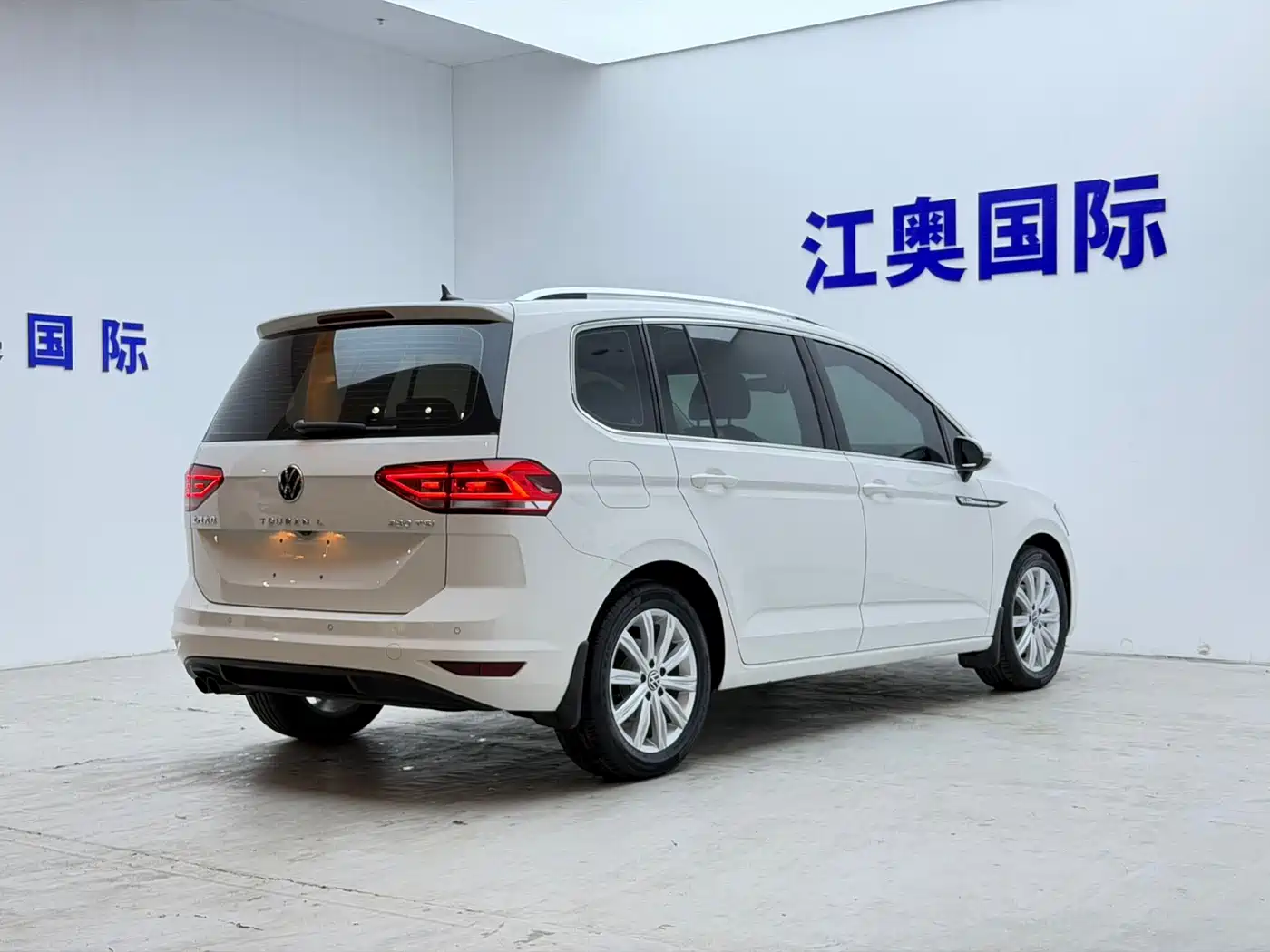 Volkswagen Touran 2023 2022 Touran L 280TSI DSG Comfort 7-seater