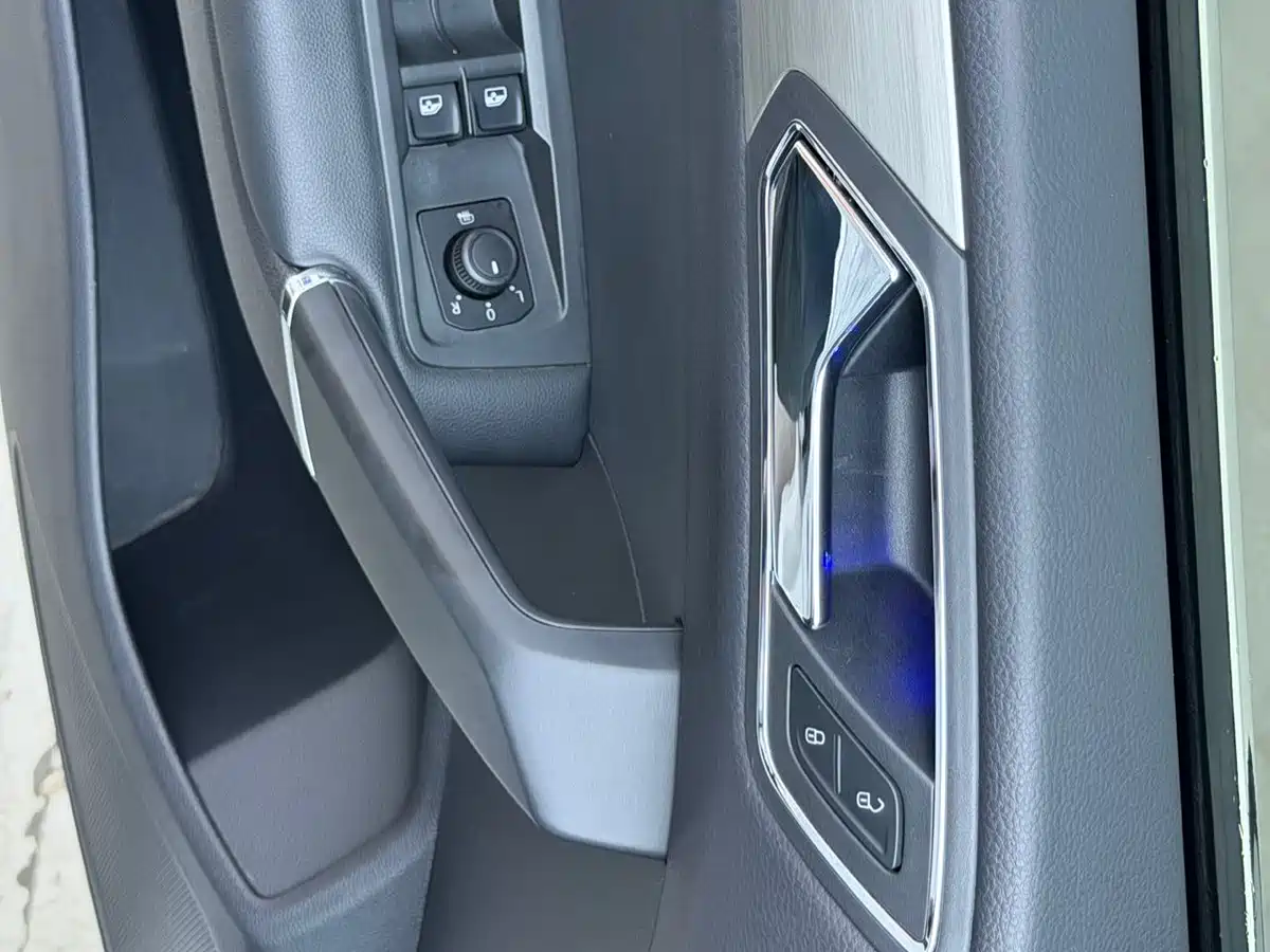 2023 Volkswagen Touran