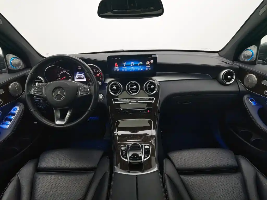 Фото 5 - Mercedes-Benz GLC