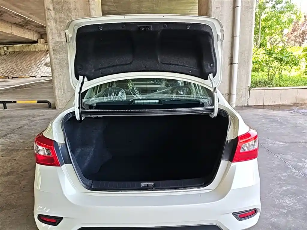 Nissan Sylphy 2026 2024 Facelift III Classic 1.6XE CVT Comfort Edition