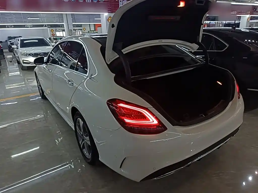 Mercedes-Benz C-Class 2019 Facelift C 260 L Sport фото 5