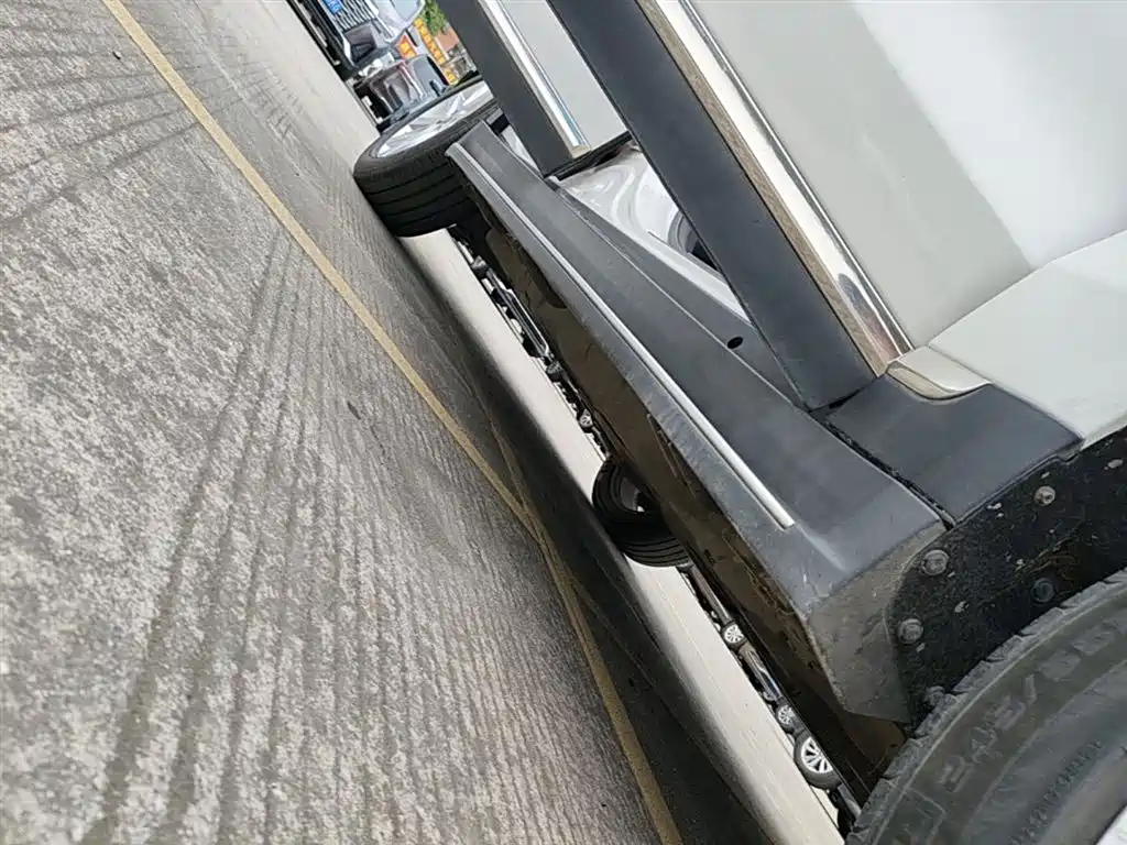 Haval H8 2015 2.0T 2WD Luxury фото 21