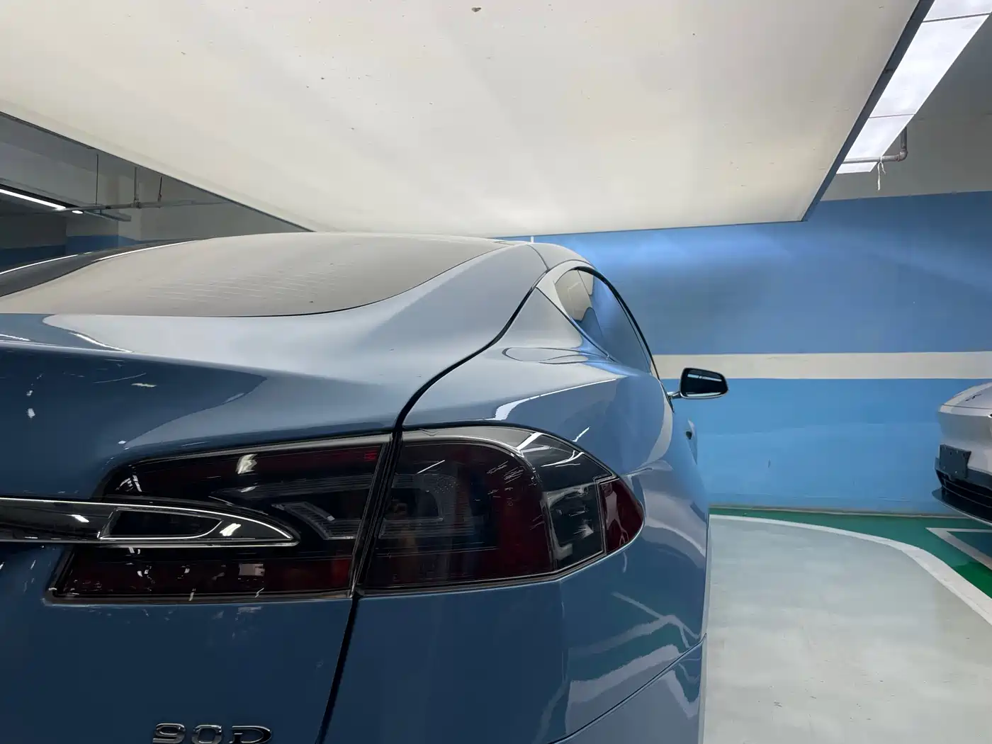 TESLA MODEL S