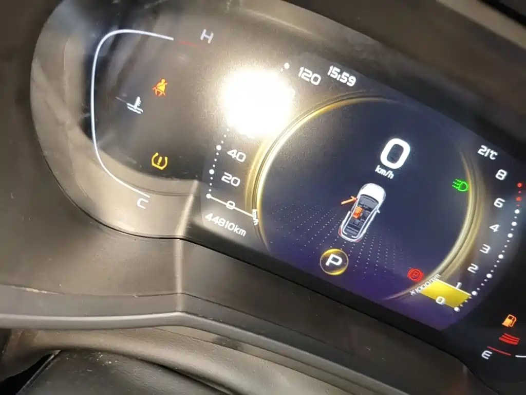 Photo 12 - Geely Emgrand GS