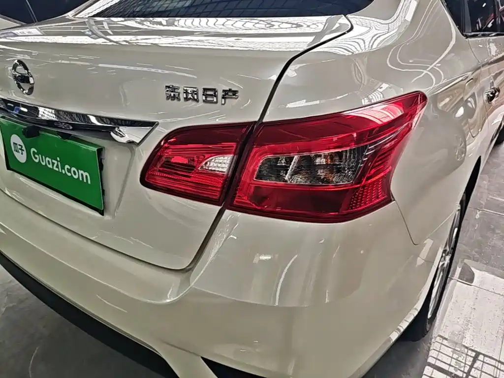 Nissan SYLPHY, миниатюра 8