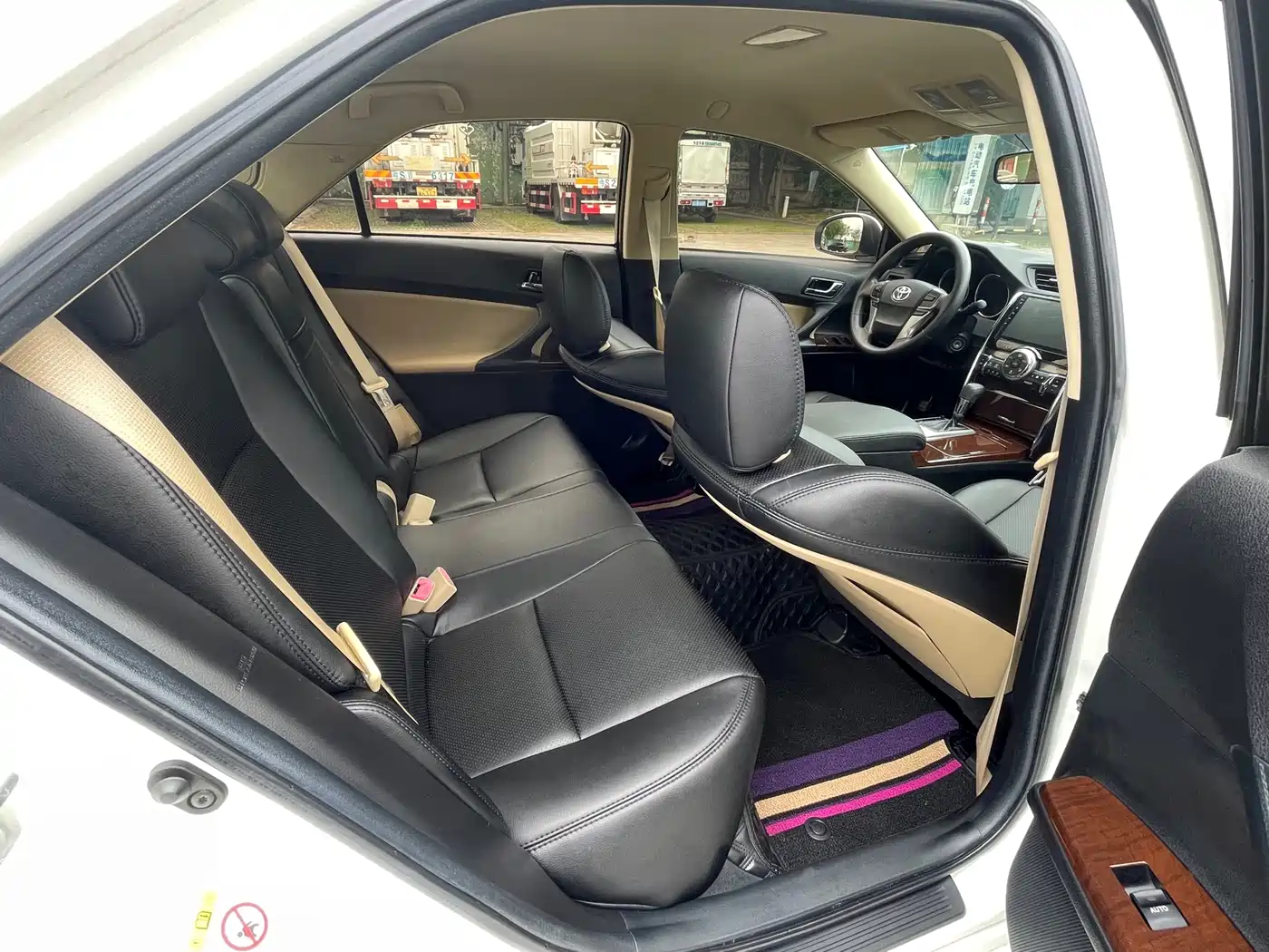 Toyota Reiz 2013 2.5S Elite Edition фото 21