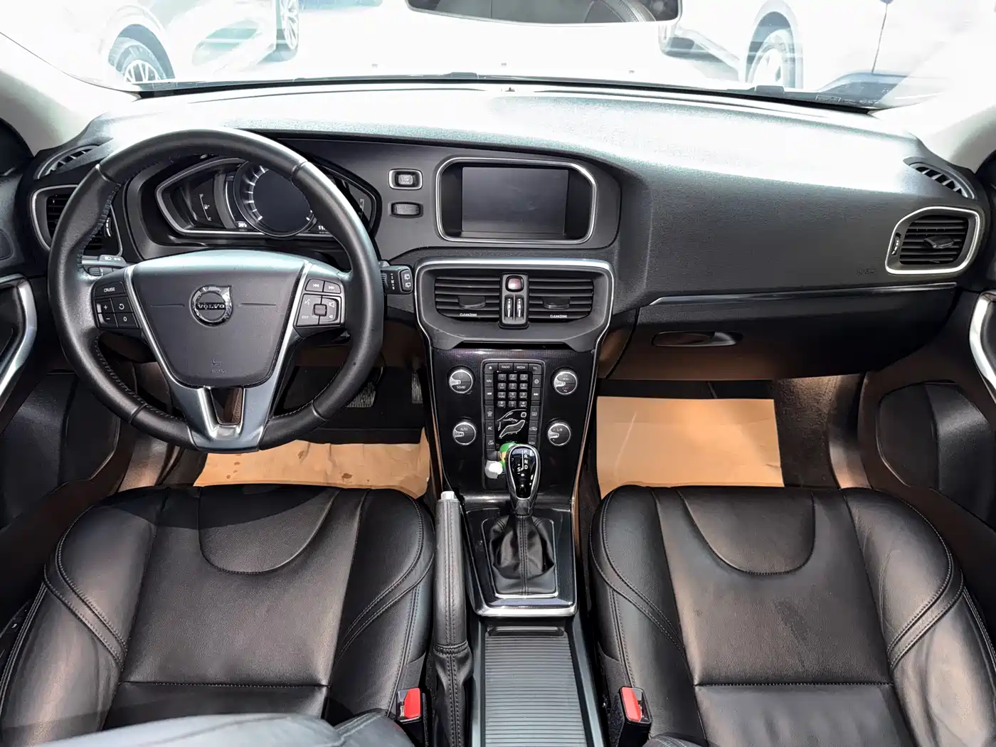 Volvo V40 2018 2017 T3 Inscription