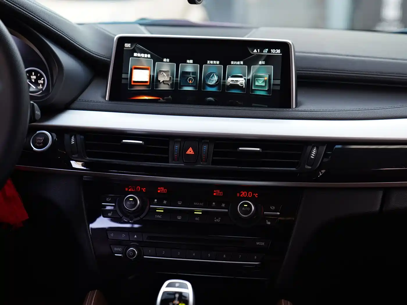 BMW X6 2015 xDrive35i Luxury Model фото 9