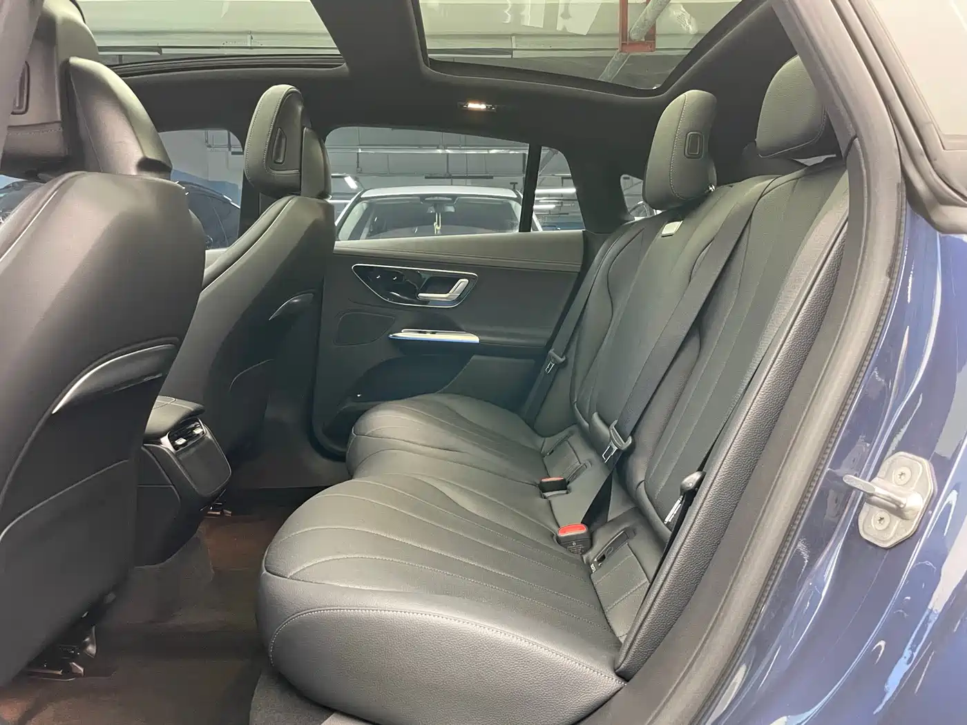 Mercedes-Benz EQE 2022 350 Pioneer Edition фото 13