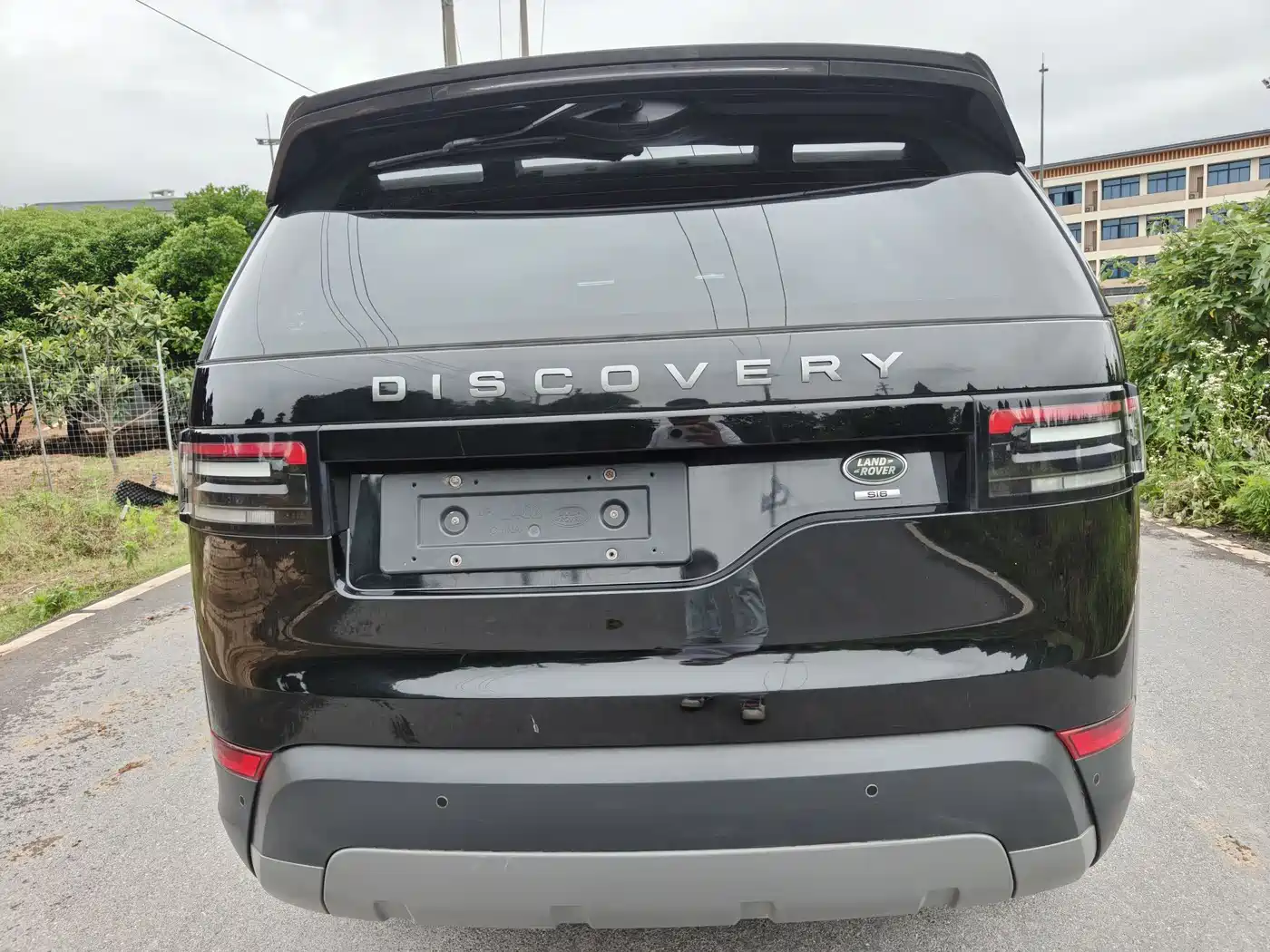 Land Rover Discovery 2017 3.0 SC V6 HSE фото 4