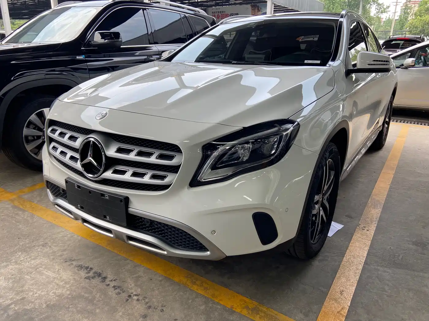 Mercedes-Benz GLA 2017 GLA 200 Fashion
