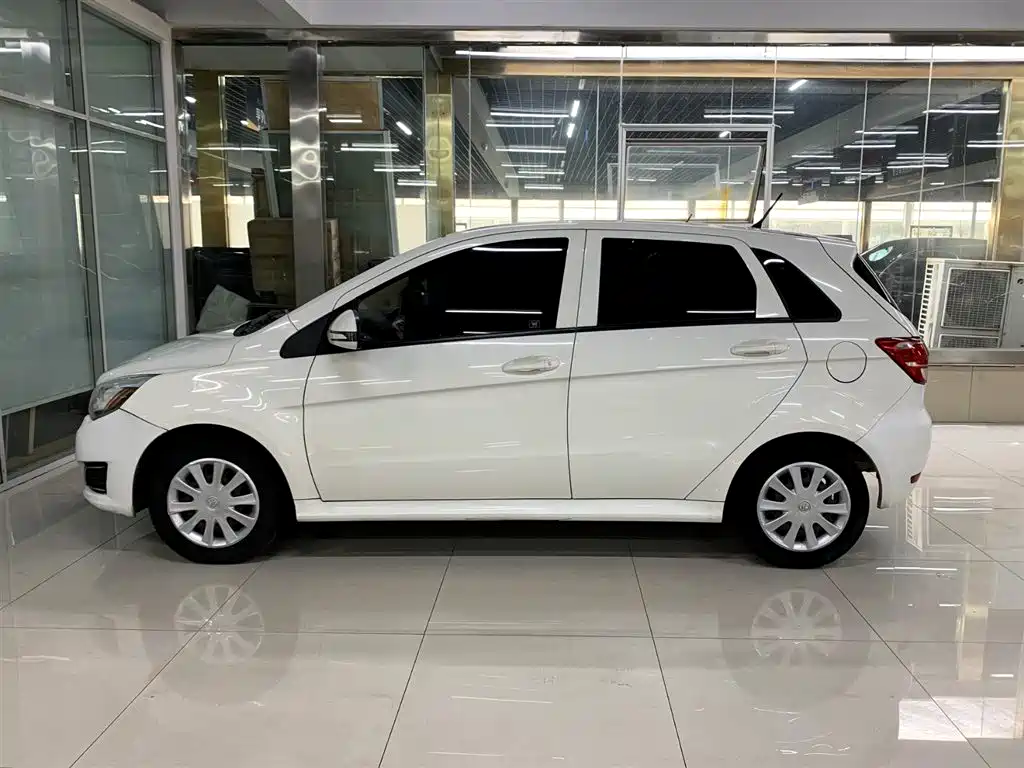 BAIC NEW ENERGY EV