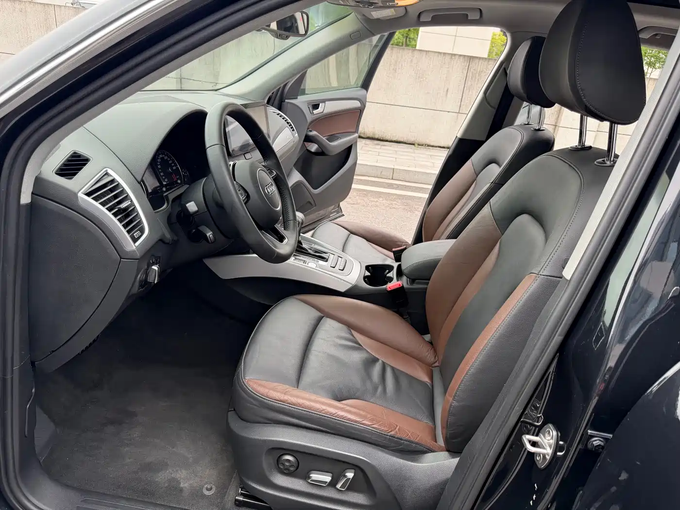 Audi Q5 2017 Plus 40 TFSI Technology фото 8