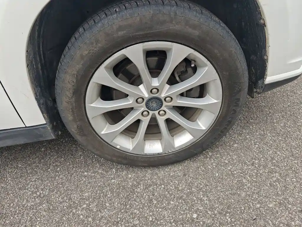 Фото 24 - Haval H2