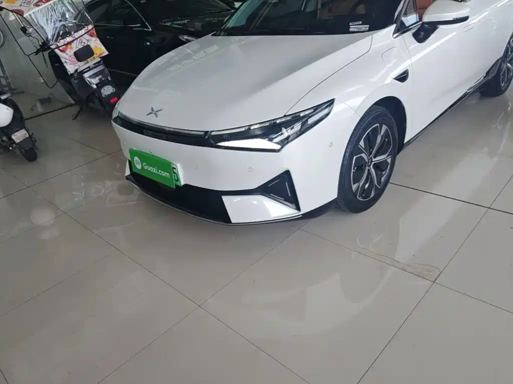 Фото 24 - XPeng P5