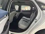 Фото 6 - Geely Preface