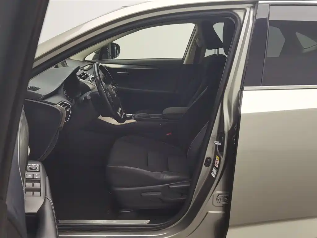 Lexus NX 2015 200 FWD Premium фото 10