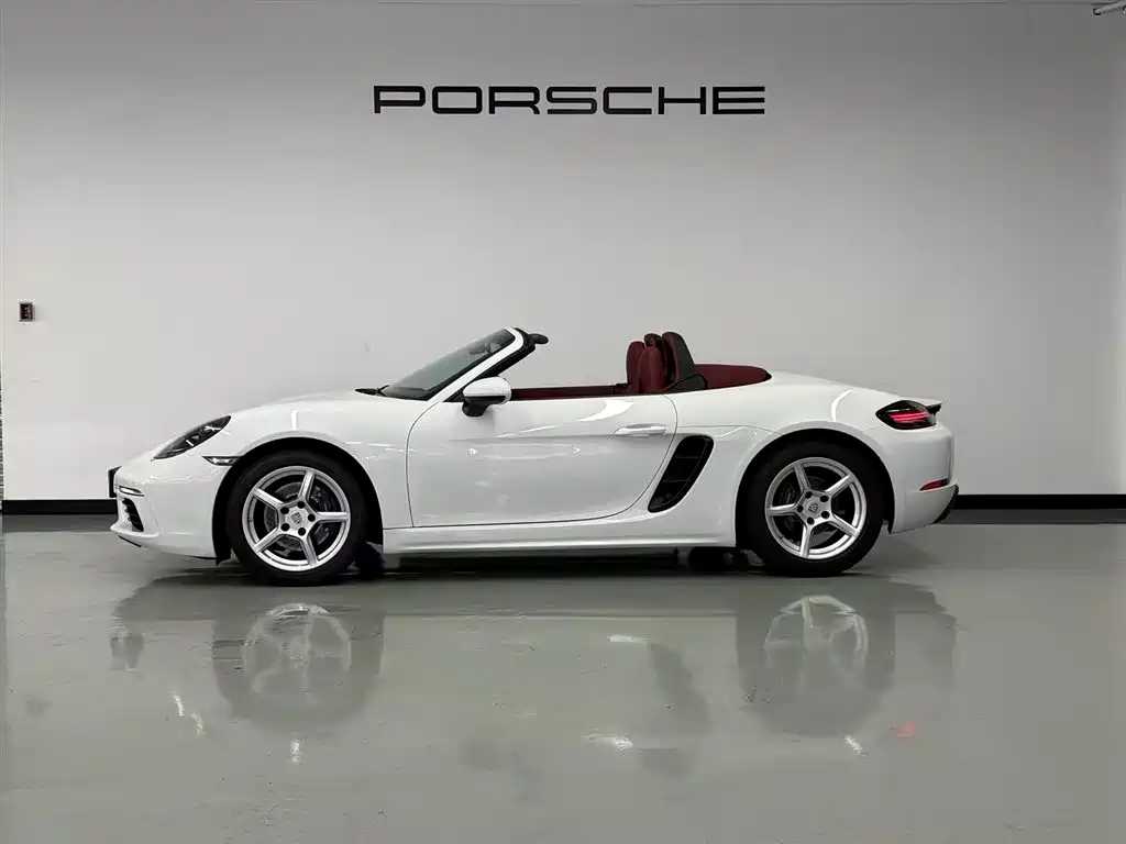 Porsche 718 2023 Boxster Style Edition 2.0T фото 6