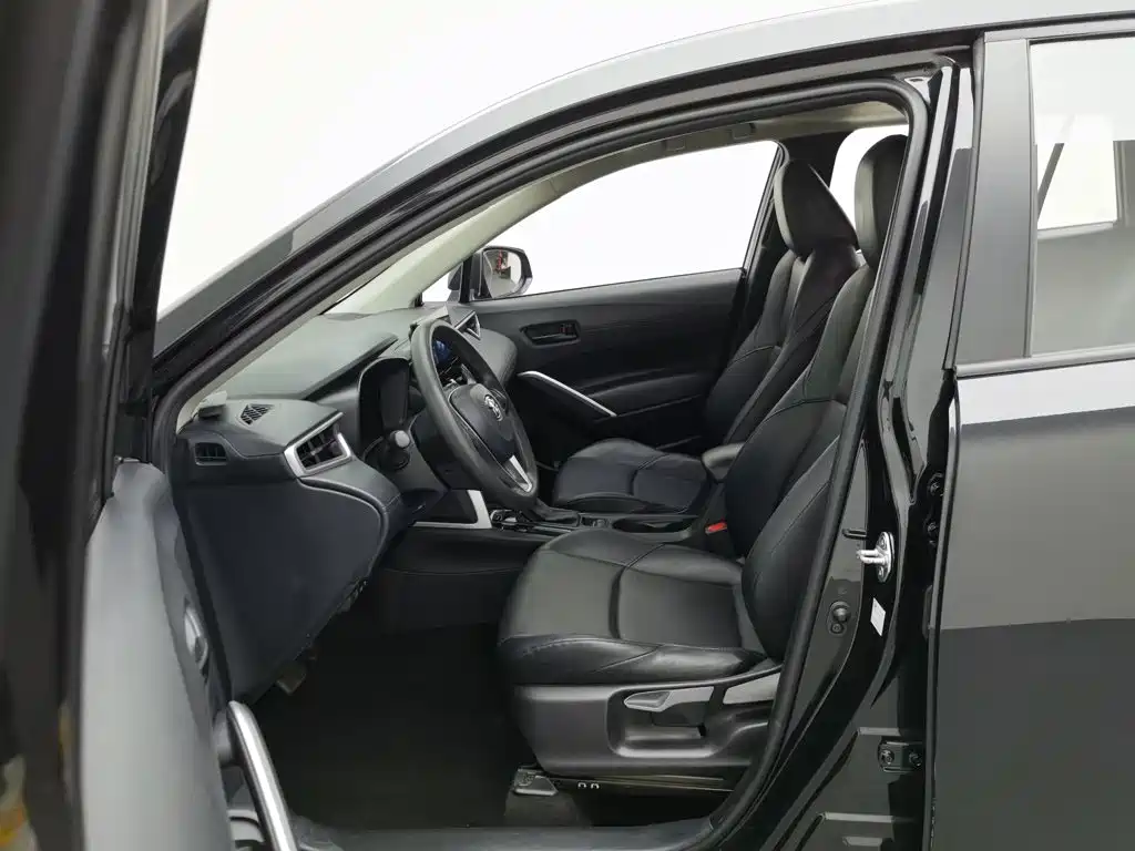 صورة 10 - Toyota Frontlander
