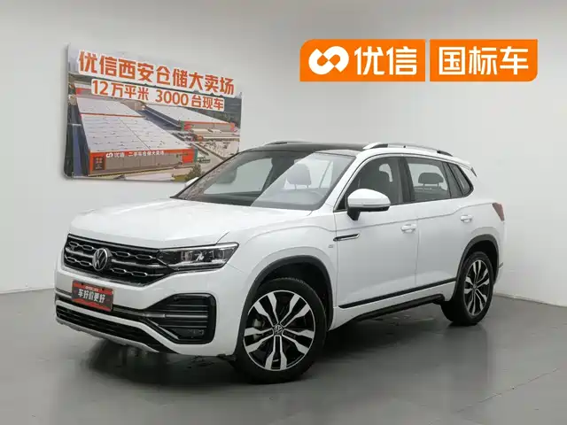 Volkswagen Tayron 2022 380TSI 4WD R-Line Smart Connect Edition — фото 1