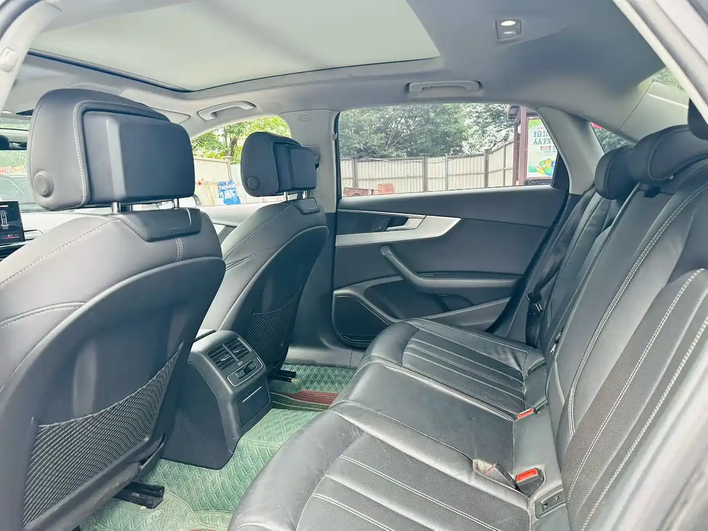 Audi A4L 2021 40 TFSI Premium Life Edition фото 7