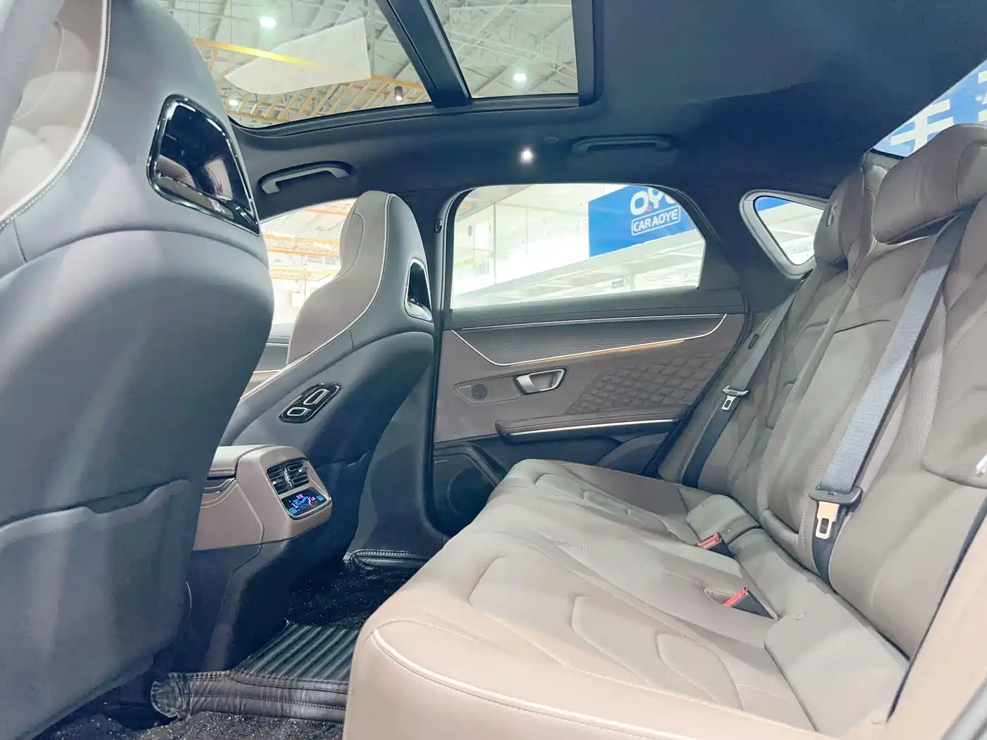 BYD Han 2022 DM-i 121KM Premium Edition фото 17