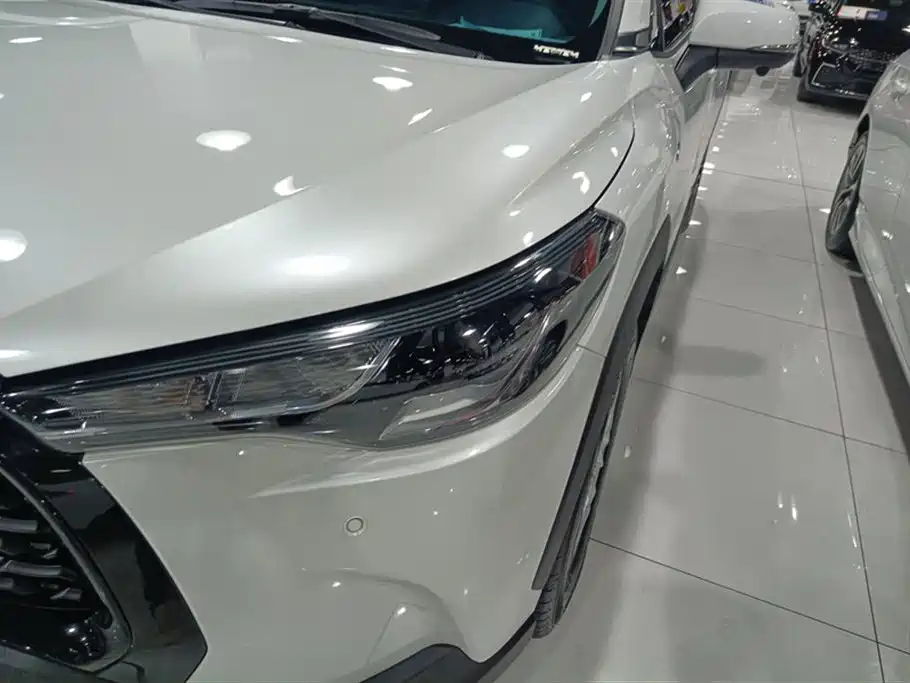 Toyota Corolla Cross 2024 2.0L Smart Hybrid Dual Engine Elite Edition фото 5