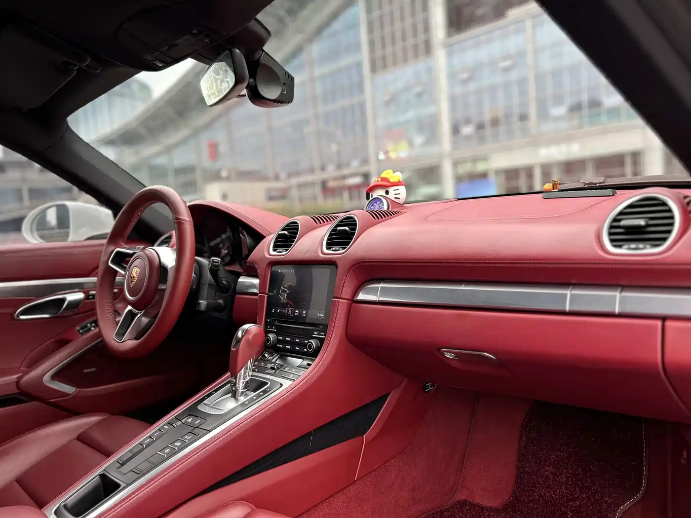 Porsche 718 2018 Cayman 2.0T фото 10
