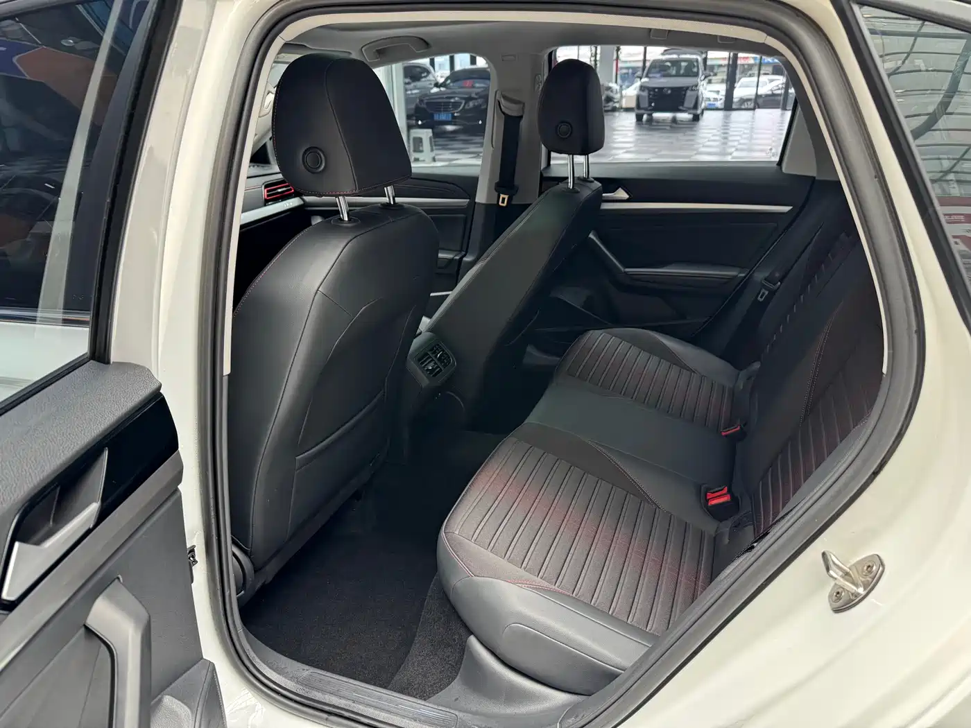Volkswagen Lavida 2022 280TSI DSG Comfort Edition фото 15