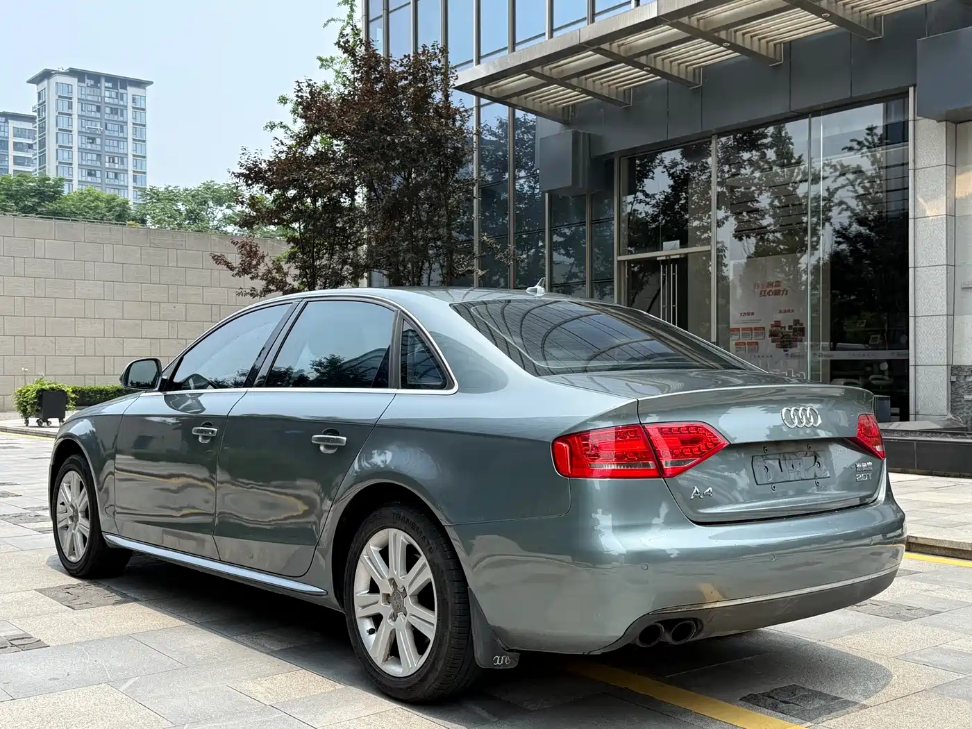 Audi A4L 2011 2011 2.0 TFSI Technology
