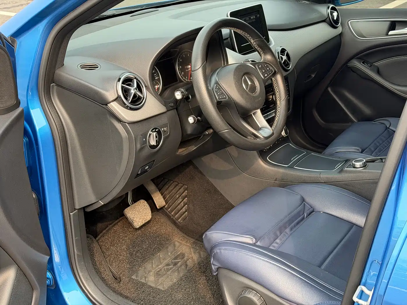 Mercedes-Benz B-Class 2017 B 200 Dynamic фото 10