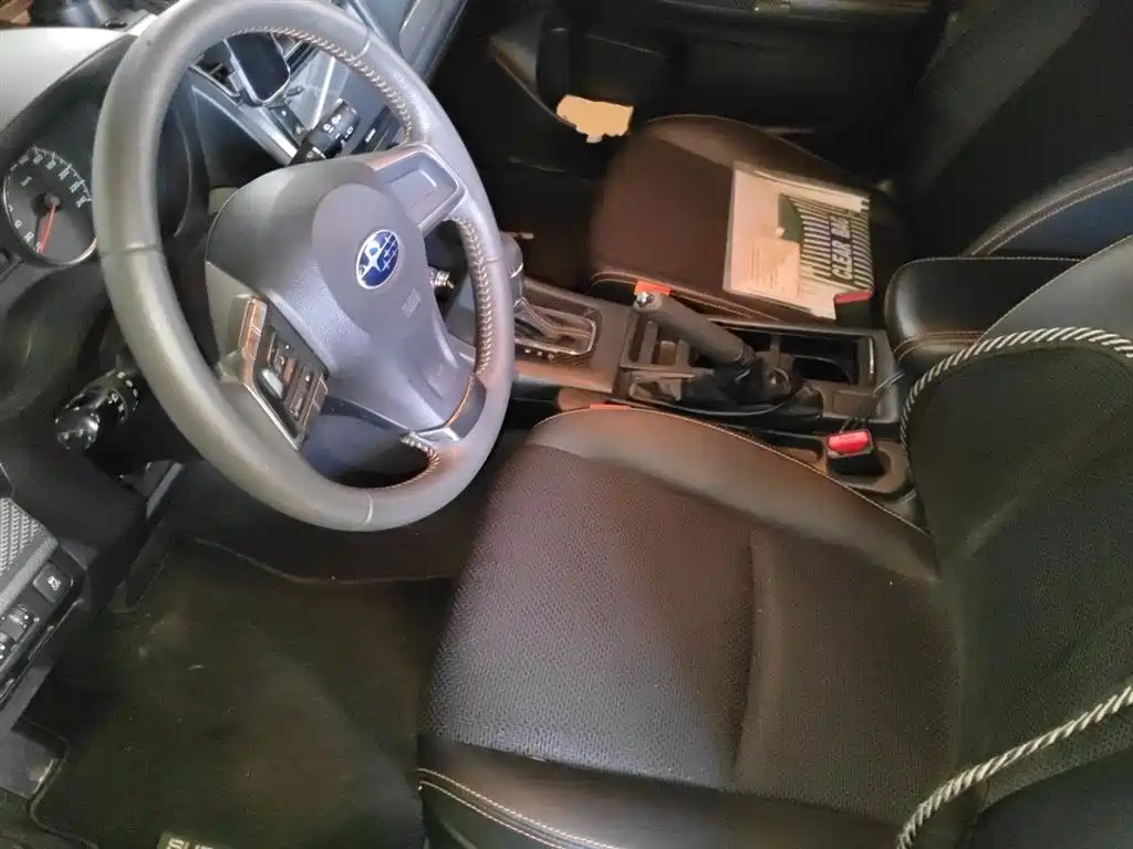 Subaru XV 2015 2.0i Special Sport Edition фото 12