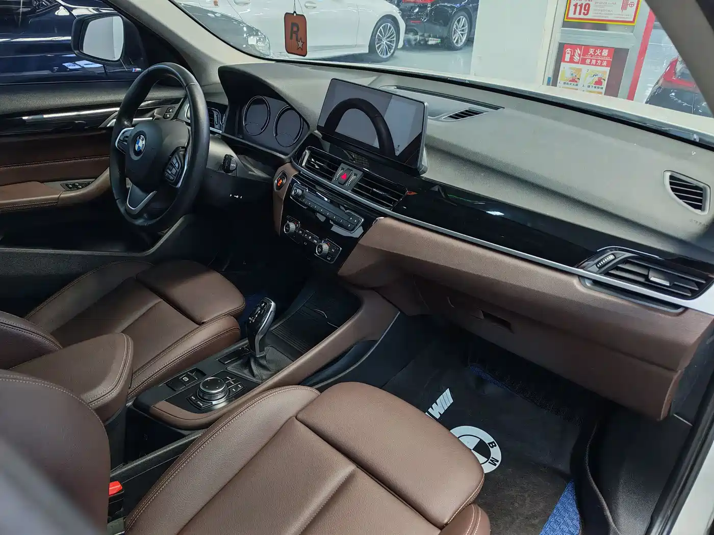 BMW X1 2020 sDrive25Li Leading Model фото 16