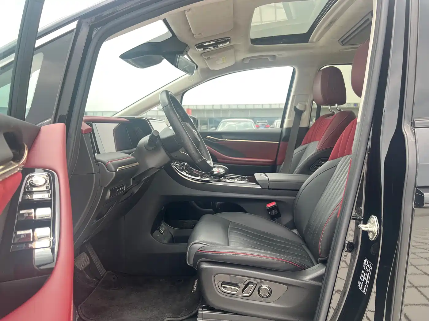 GAC Trumpchi Trumpchi E9 2023 E9 Grandmaster фото 8
