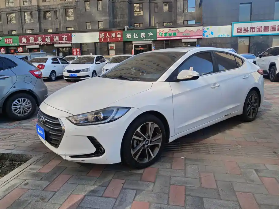 Hyundai Elantra 2016 — пригон из Китая