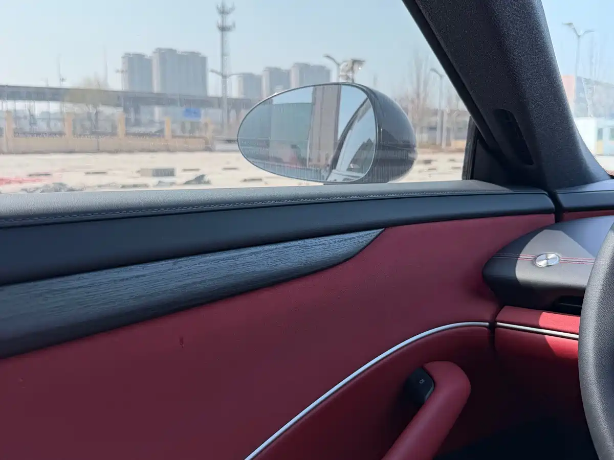 XIAOMI CAR XIAOMI SU7