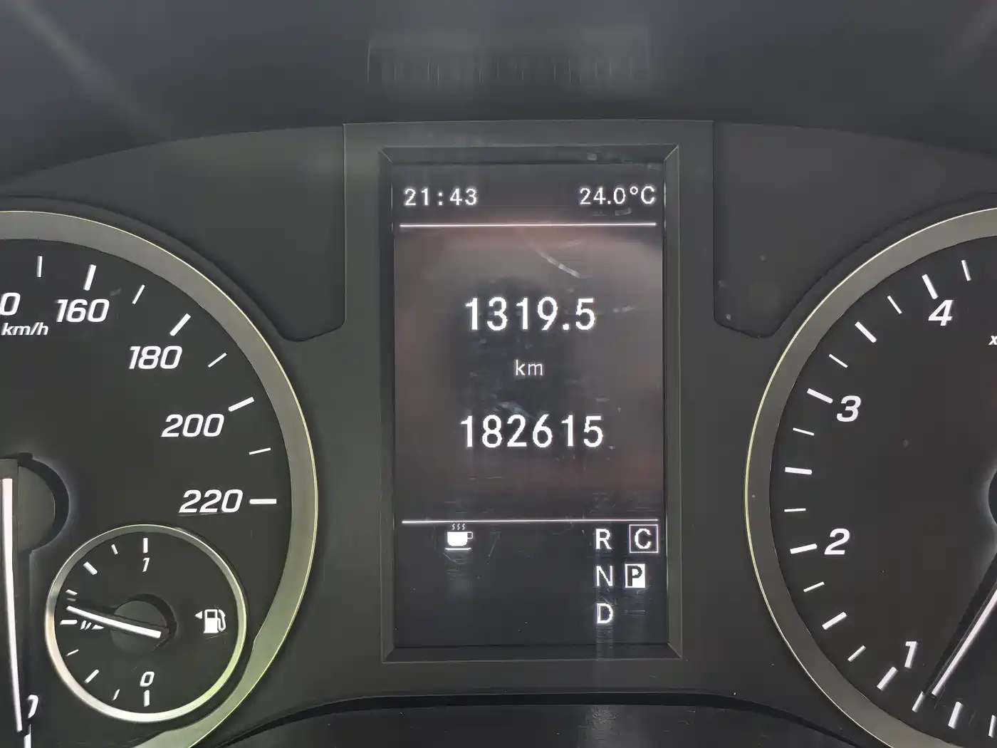 Mercedes-Benz Vito 2021 2.0T Elite 7-Seater фото 21