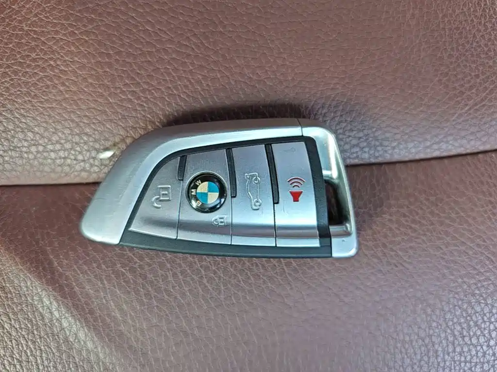 BMW 5 Series GT 2017 2015 528i Leading