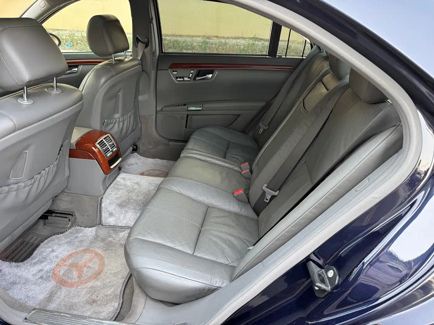 Mercedes-Benz S-Class фото 16
