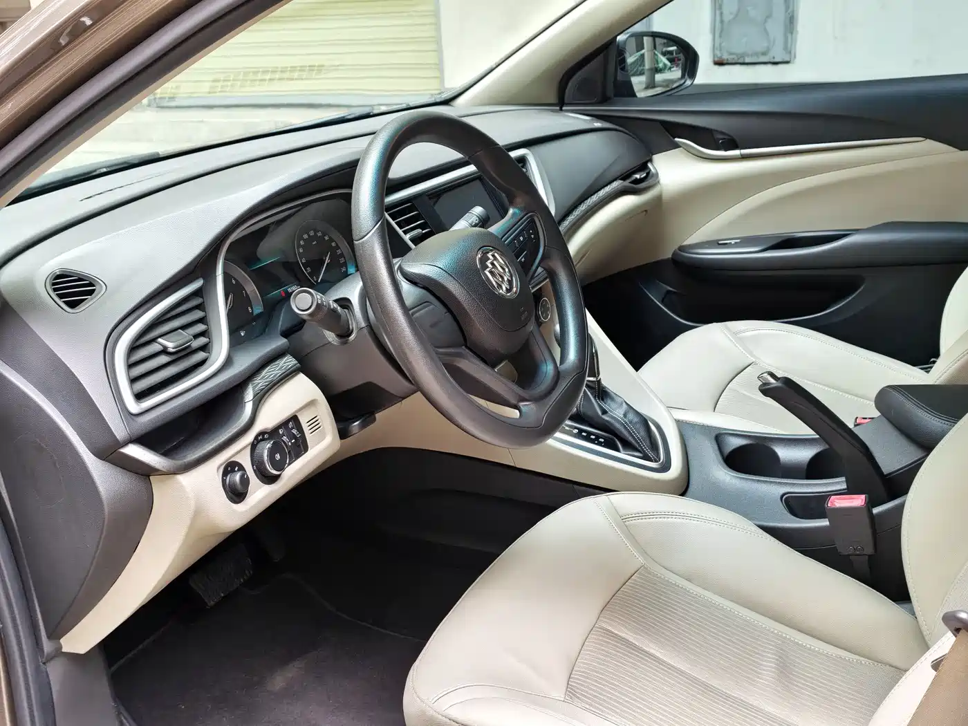 Buick Excelle 2016 15N Automatic Elite фото 8