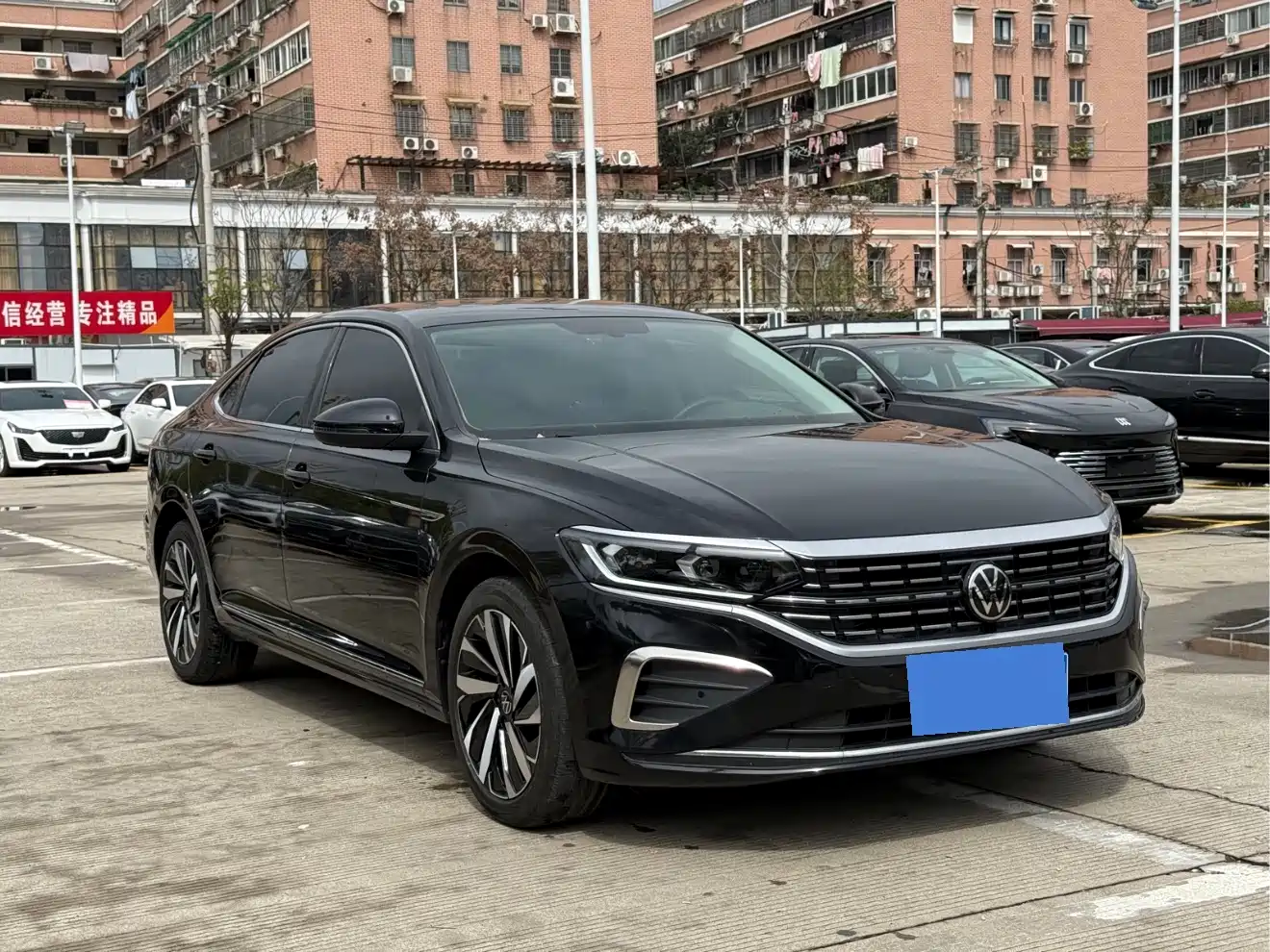 Volkswagen Passat 2024 380TSI Elite Edition фото 3