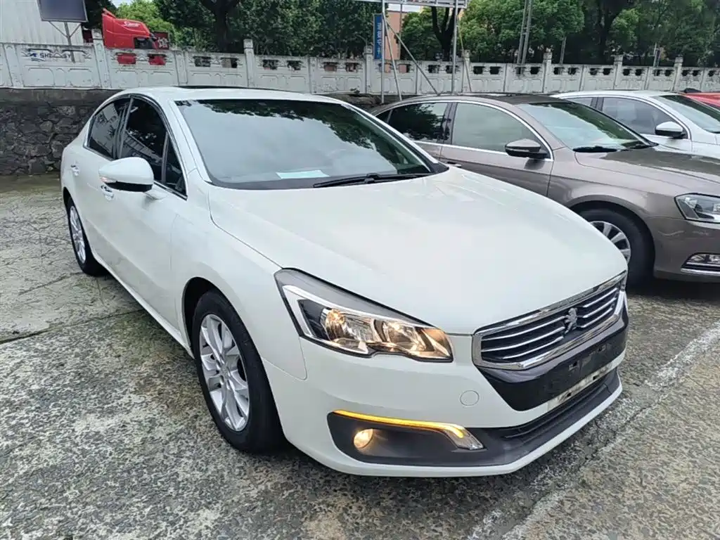Peugeot 508 2015 1.6THP Auto Excellence Edition фото 4